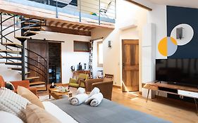 La Maison D'En Bas Des Seigneurs