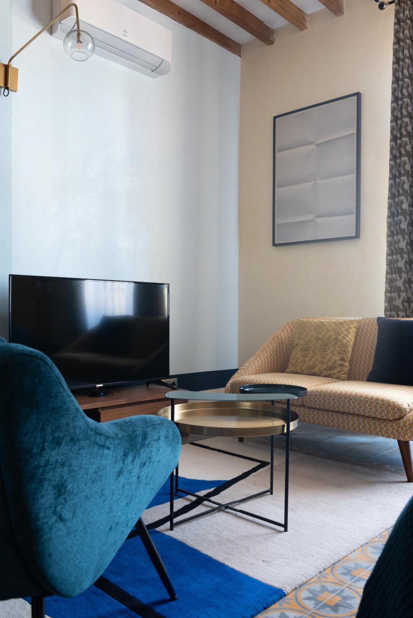 La Maison D'En Bas Des Seigneurs Cucuron Zimmer foto