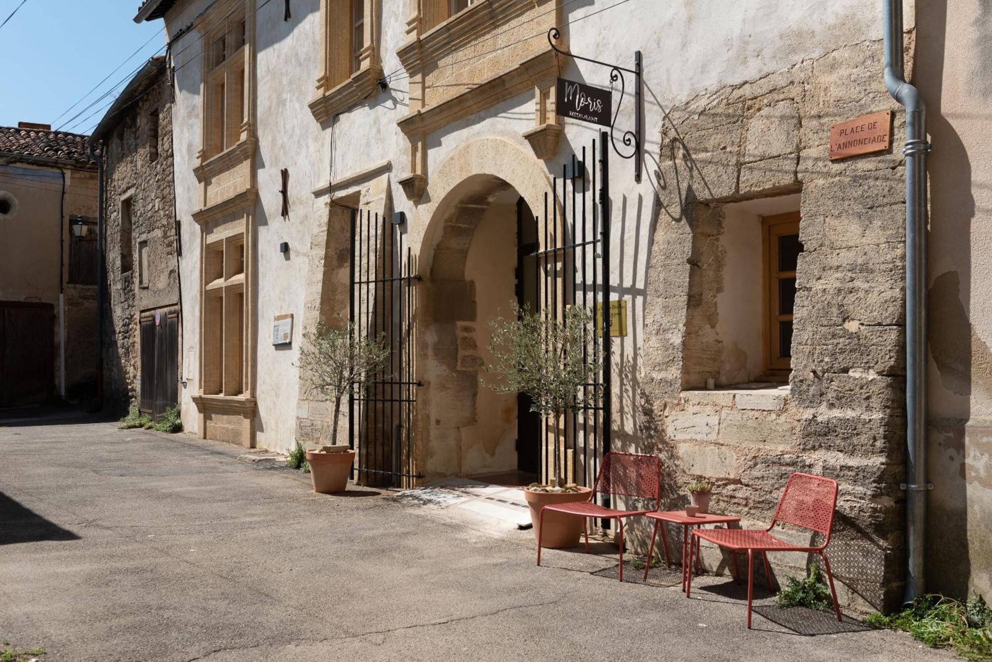 La Maison D'En Bas Des Seigneurs Cucuron Exterior foto